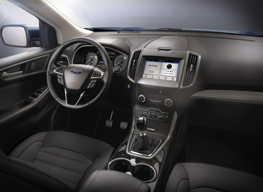 Торпедо Ford Edge 2016 года  (WW) (фото 28 из 28)